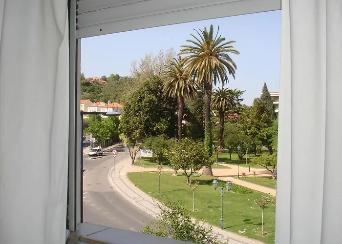 Pensao Residencial Luanda ゲストハウス 3*